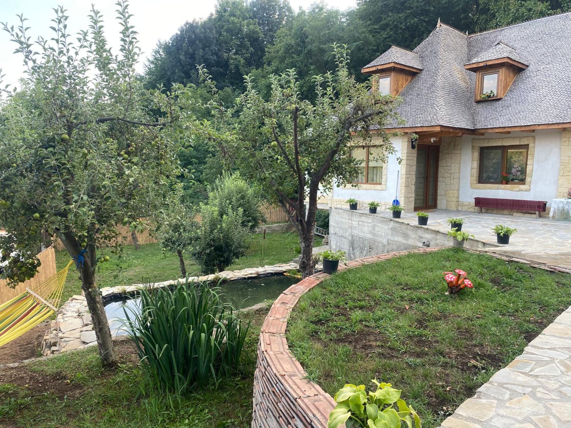 Casa Cu Sindrila Villa Valenii de Munte Exterior photo